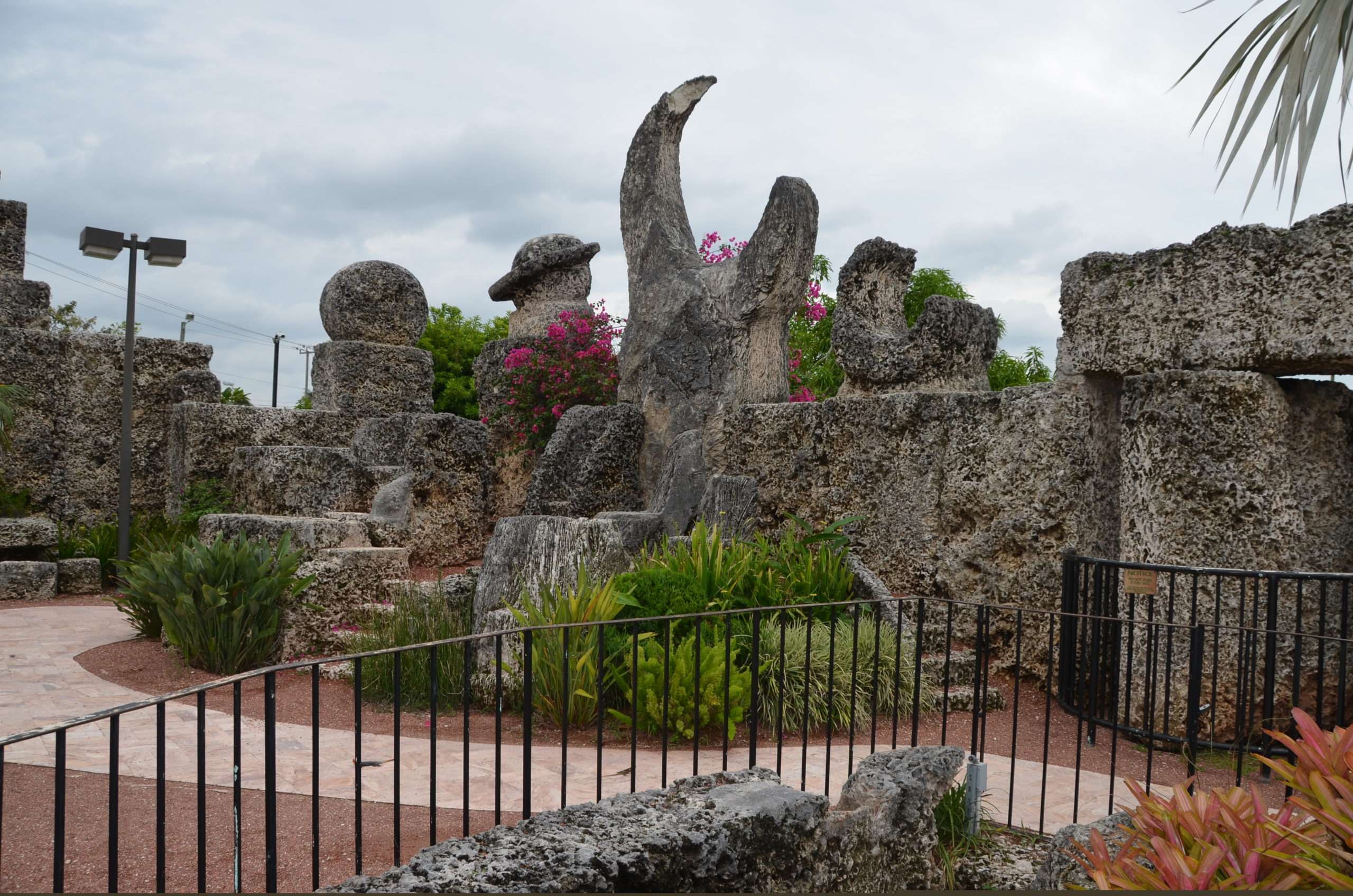 Coral Castle: Megalithic Mystery or Romantic Testimonial? 18