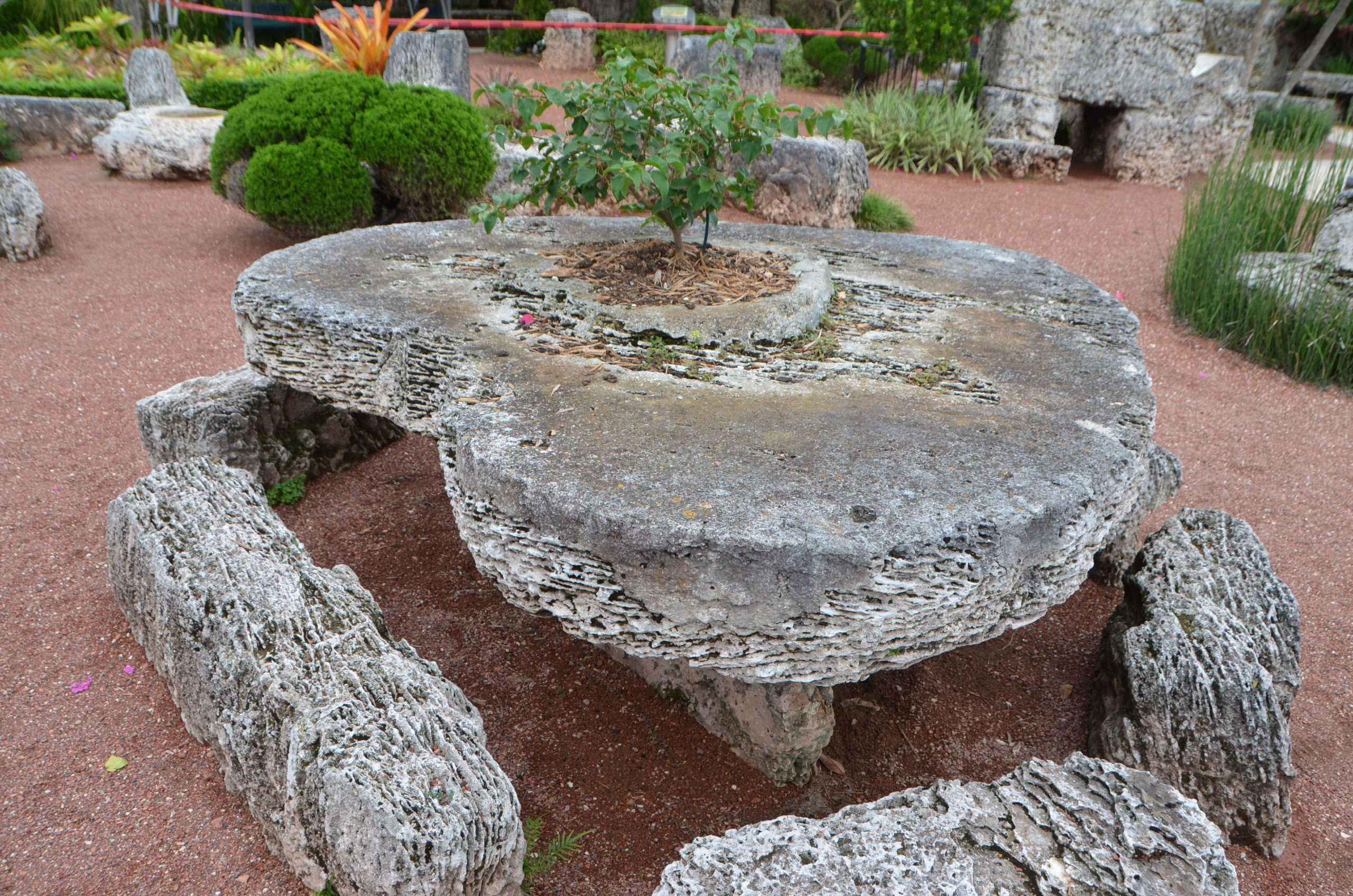 Coral Castle: Megalithic Mystery or Romantic Testimonial? 47